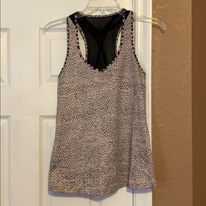 Lululemon workout top